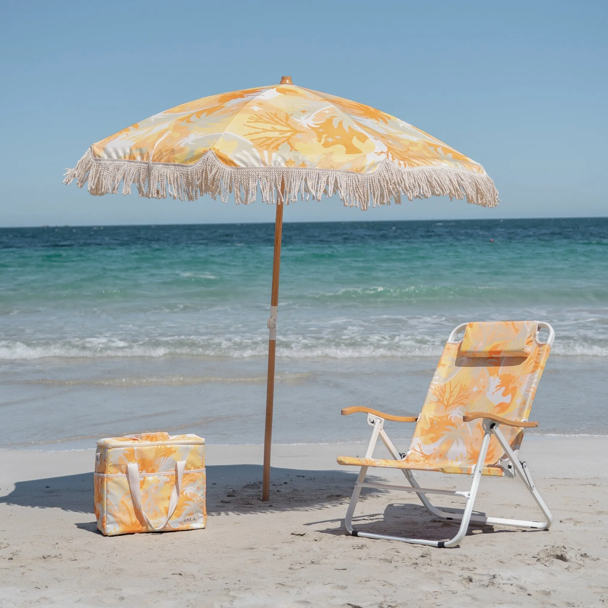 Hideaway Weekend Beach Umbrella