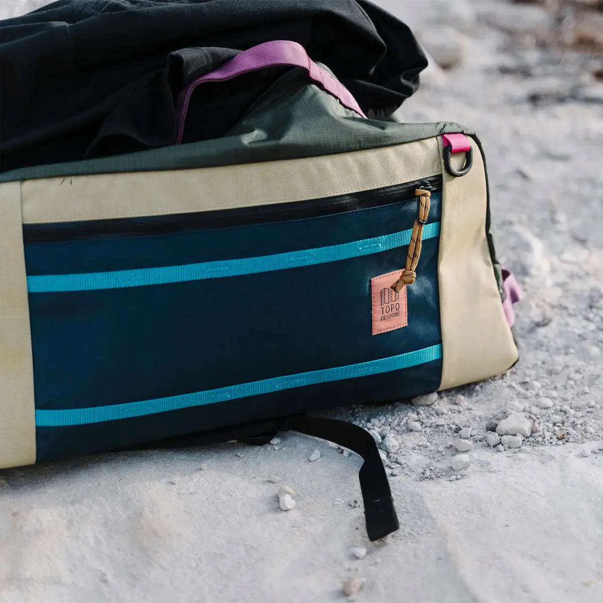 Topo Designs : Mountain Duffel : Loganberry/Bone White